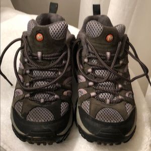 Women’s Merrell Hiking shoes